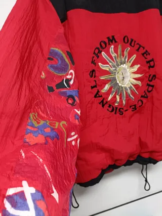 chaqueta vintage de la marca Snow Club, producida