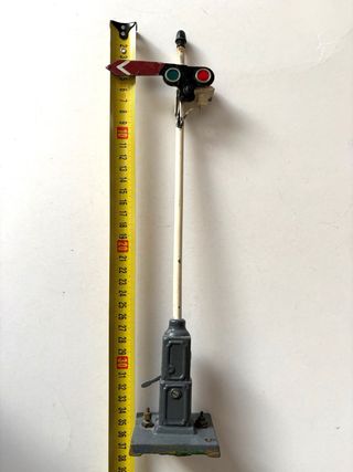 Semaforo per modellini di treni scala 0