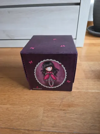 Caja Gorjuss Santoro