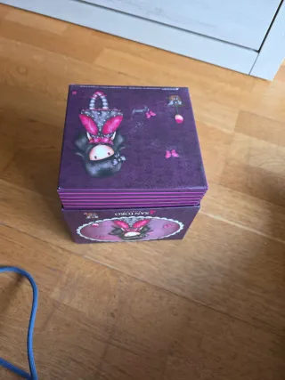 Caja Gorjuss Santoro