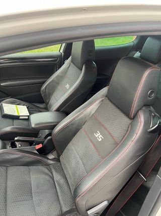 Volkswagen Golf gti 35 aniversario