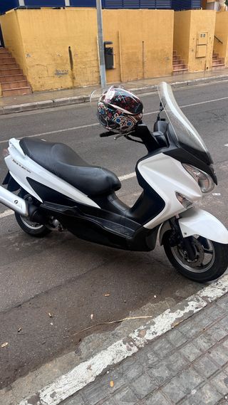 Suzuki Burgman 125 ABS 2014
