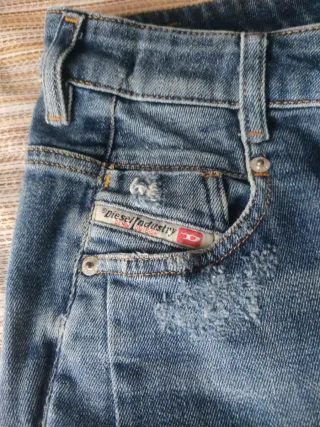 Pantalón vaquero Diesel azul