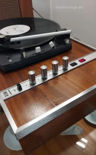 Tocadiscos General Eléctrica 1968