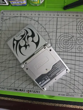 Carcasa GBA SP Tribal y pantalla original