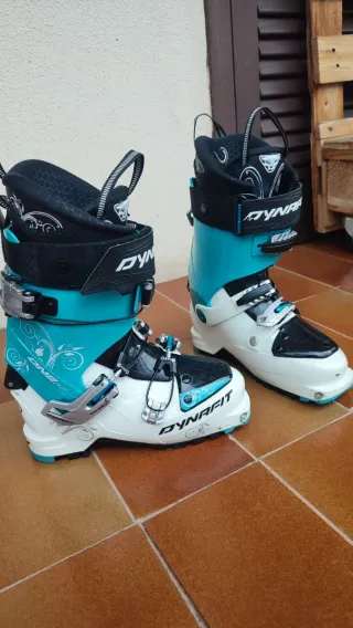 Botas esquí travesía Dynafit