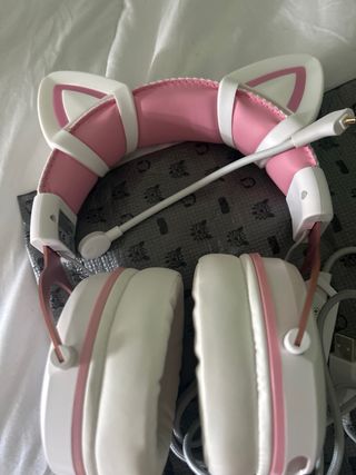 Cascos gaming chica con luz y orejas