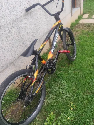 Bici BMX Inspire Pum track