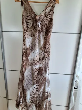 Vestido Anna Mora estampado,  nuevo