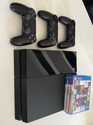 Consola PS4 500GB + 3 Juegos FIFA