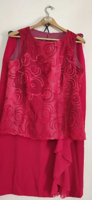 Vestido de fiesta o ceremonia rojo