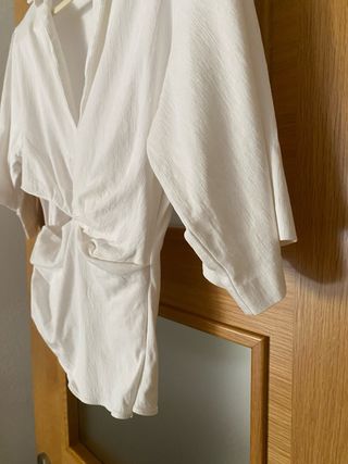 Blusa Zara Cut Out frunces pliegues - Talla S/M