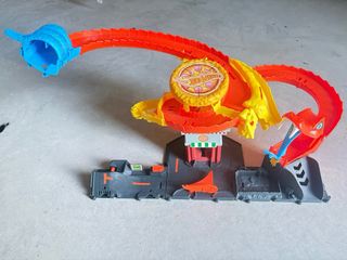 Pista Hot Wheels Dragón Pizza