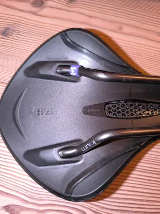 Sella Fizik Tempo Aliante adaptive 145mm