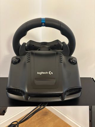 Volante Logitech G29 con Pedales