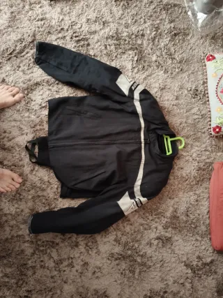 Chaqueta de moto negra