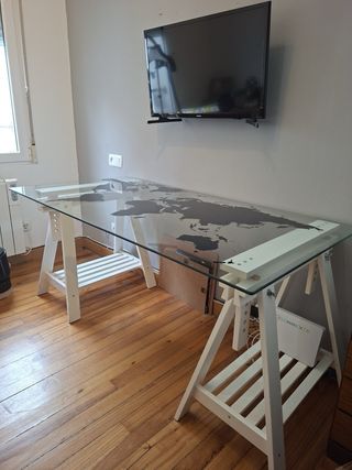 Escritorio cristal mapamundi grande