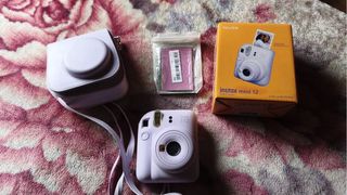 Cámara Fujifilm Instax Mini 12