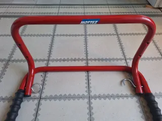 Soporte pared bici plegable Mottez