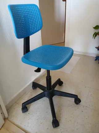 Silla de escritorio en muy buen estado