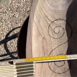 Ciotola in legno decorata a mano