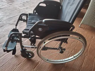Sedia a rotelle VERMEIREN comoda