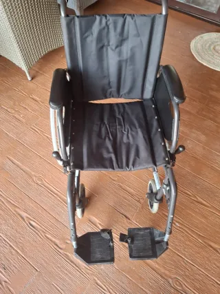 Sedia a rotelle VERMEIREN comoda