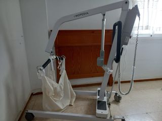 Grua eléctrica para cargar usuarios  hasta 120kg