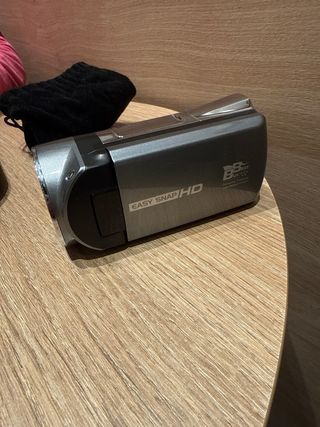 Cámara de vídeo y fotos Easy Snap HD Con cargador