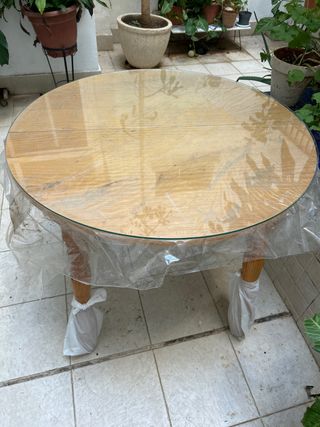 Mesa camilla redonda. Extensible madera y cristal