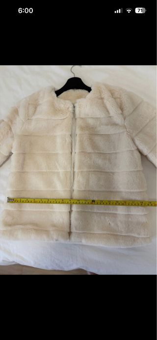 Pelliccia sintetica avorio