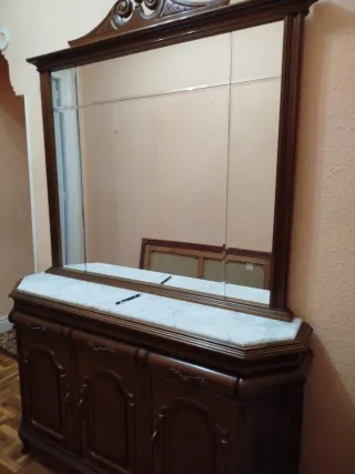 Mueble entrada antiguo