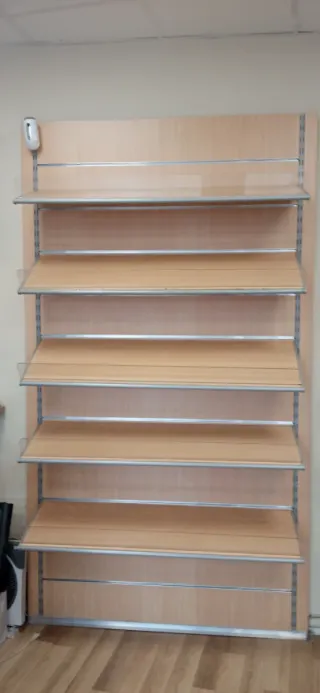 Mobiliario de tienda