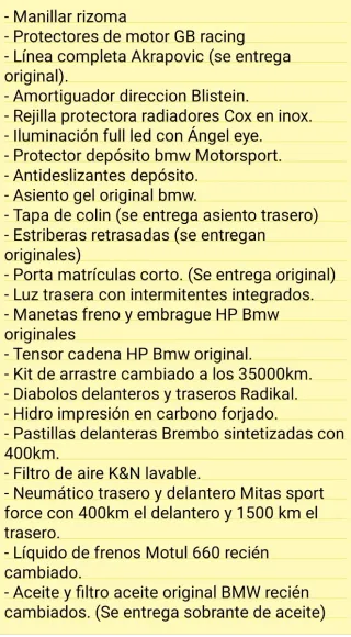 BMW S1000R Roja y Negra