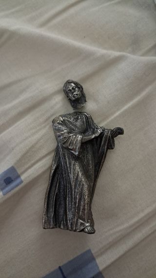 Figura religiosa de bronce antigua