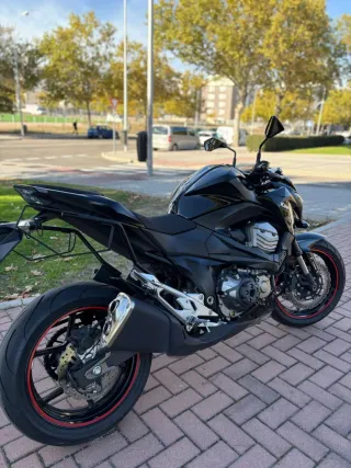 Kawasaki Z800 2016 Negra/4.100€