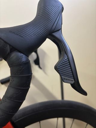 Bicicleta de carbono vendo o cambio por montañera