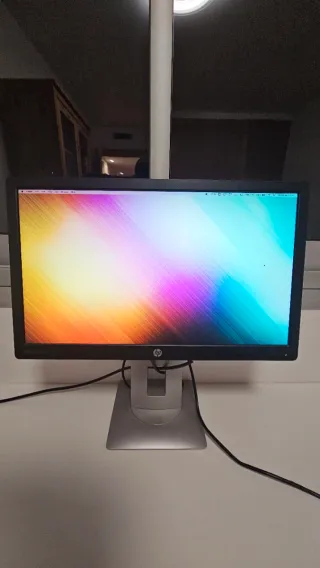 Monitor HP 22'' Negro/Plateado