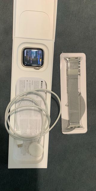 Apple Watch SE (Gen 2) 40mm Starlight