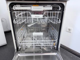 LAVAVAJILLAS MIELE 60 CM 3 BANDEJAS! ENVIO A CASA!