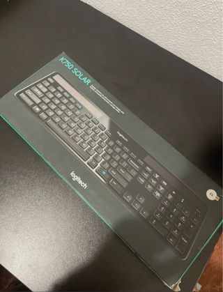 Logitech K750 Teclado Solar Inalámbrico ES