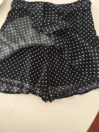 Minifalda Zara lunares talla S