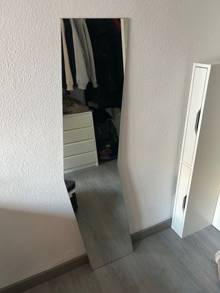 Espejo de pared moderno