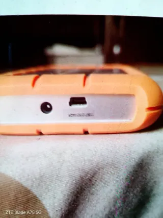 Disco Duro Externo 2x1capacidad d grabar 3 pelis3D