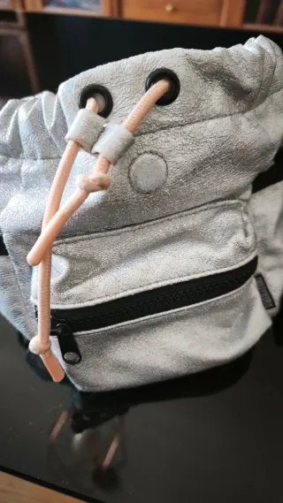 Bolso Zara x SmileyWorld Plateado Holográfico