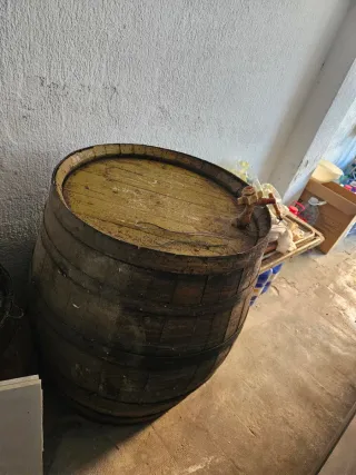 Barril de vino de madera