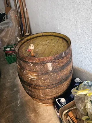 Barril de vino de madera