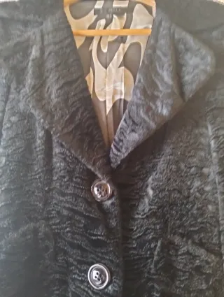 Abrigo negro elegante