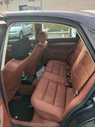 Audi A4 quattro 1999