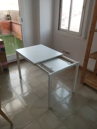Mesa extensible blanca